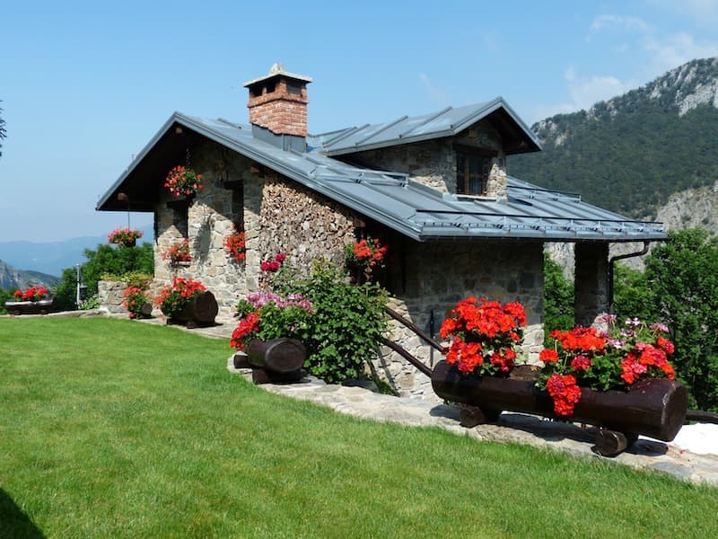 Use of a Dehumidifier in Summer
